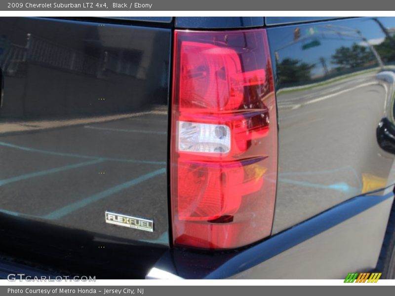 Black / Ebony 2009 Chevrolet Suburban LTZ 4x4