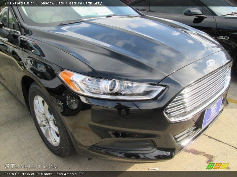 Shadow Black / Medium Earth Gray 2016 Ford Fusion S
