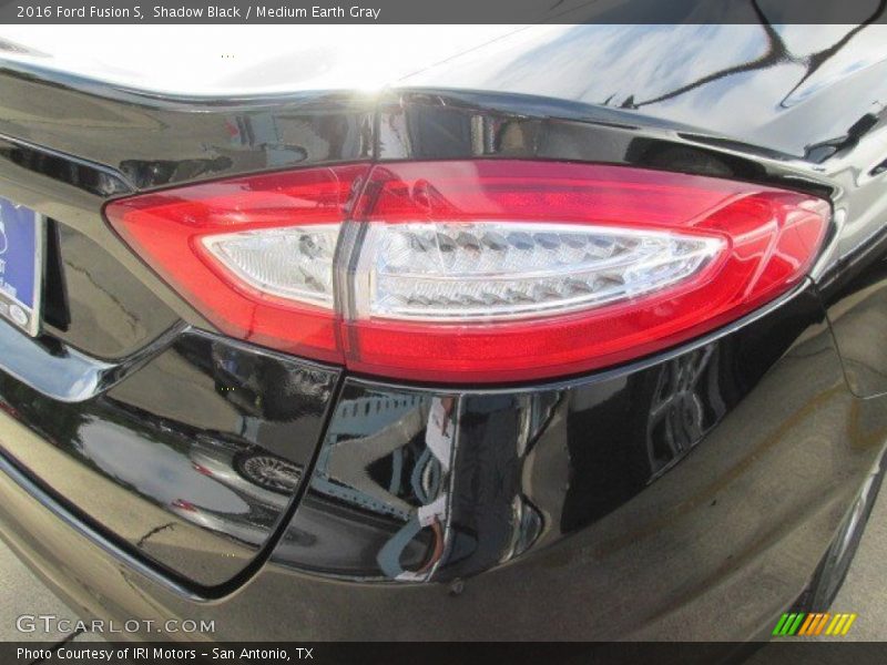 Shadow Black / Medium Earth Gray 2016 Ford Fusion S