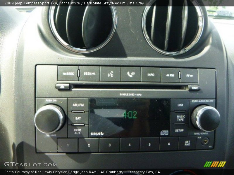 Stone White / Dark Slate Gray/Medium Slate Gray 2009 Jeep Compass Sport 4x4