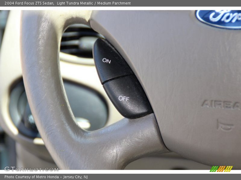 Light Tundra Metallic / Medium Parchment 2004 Ford Focus ZTS Sedan