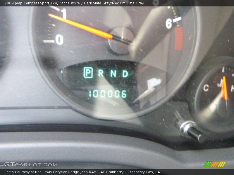 Stone White / Dark Slate Gray/Medium Slate Gray 2009 Jeep Compass Sport 4x4