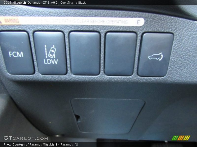 Cool Silver / Black 2015 Mitsubishi Outlander GT S-AWC