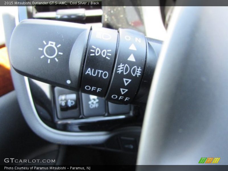 Cool Silver / Black 2015 Mitsubishi Outlander GT S-AWC