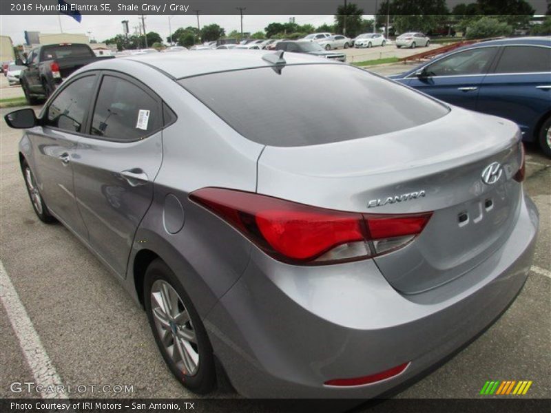 Shale Gray / Gray 2016 Hyundai Elantra SE