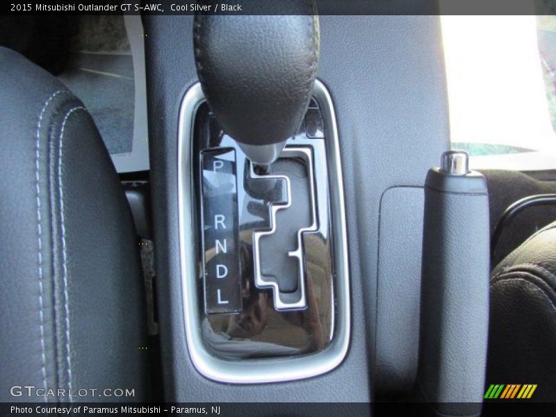 Cool Silver / Black 2015 Mitsubishi Outlander GT S-AWC