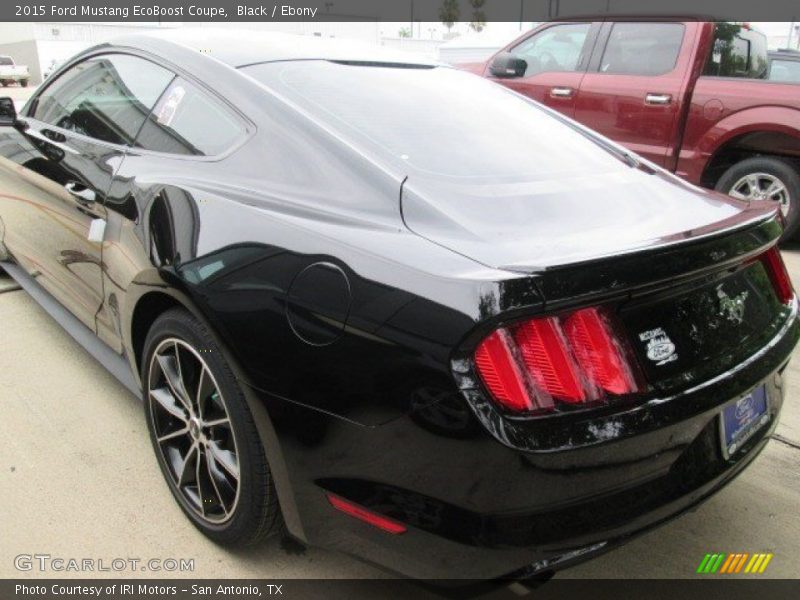 Black / Ebony 2015 Ford Mustang EcoBoost Coupe