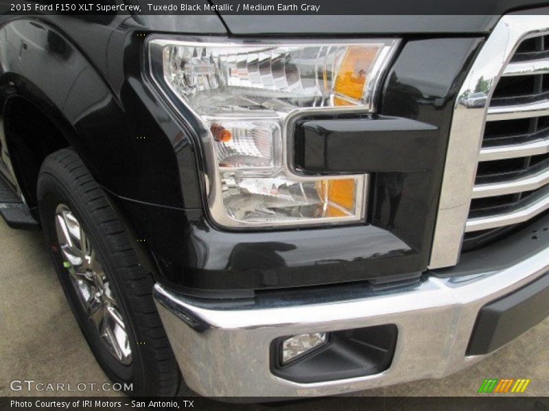 Tuxedo Black Metallic / Medium Earth Gray 2015 Ford F150 XLT SuperCrew