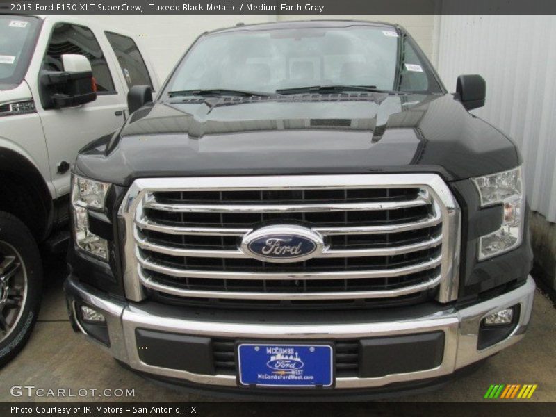 Tuxedo Black Metallic / Medium Earth Gray 2015 Ford F150 XLT SuperCrew