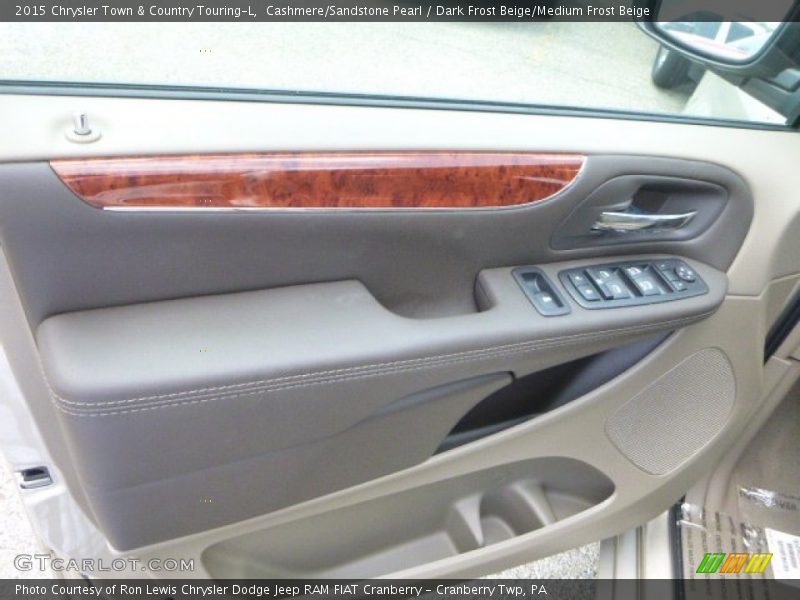Cashmere/Sandstone Pearl / Dark Frost Beige/Medium Frost Beige 2015 Chrysler Town & Country Touring-L