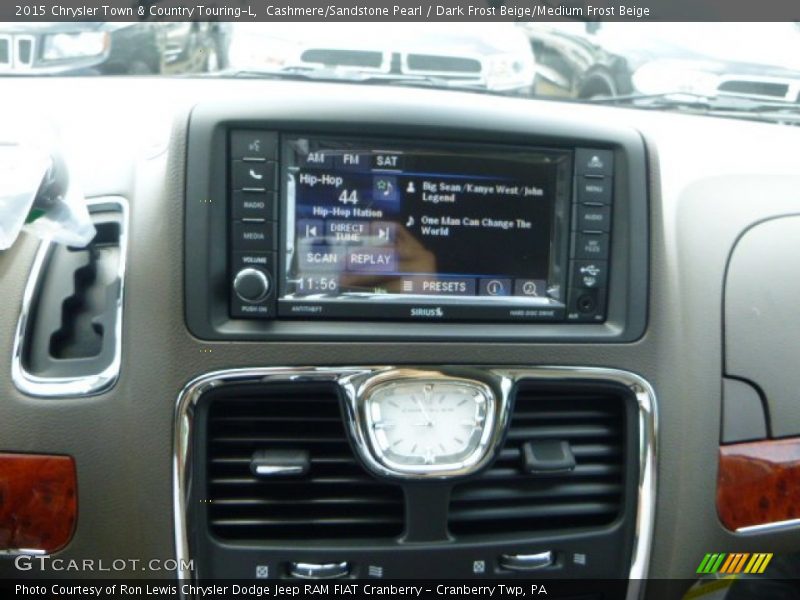 Cashmere/Sandstone Pearl / Dark Frost Beige/Medium Frost Beige 2015 Chrysler Town & Country Touring-L