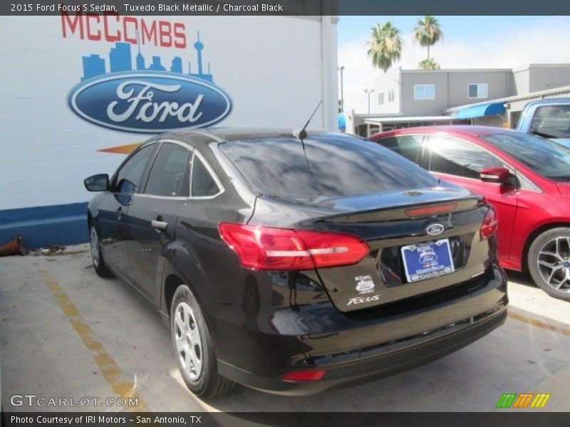 Tuxedo Black Metallic / Charcoal Black 2015 Ford Focus S Sedan