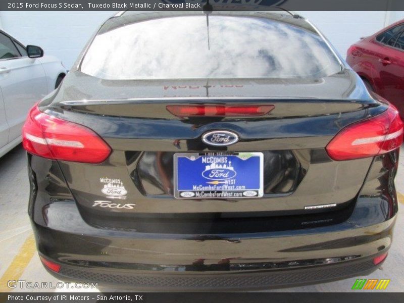 Tuxedo Black Metallic / Charcoal Black 2015 Ford Focus S Sedan