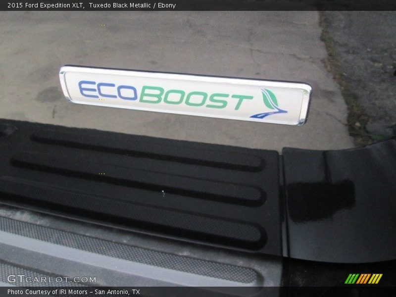 Tuxedo Black Metallic / Ebony 2015 Ford Expedition XLT