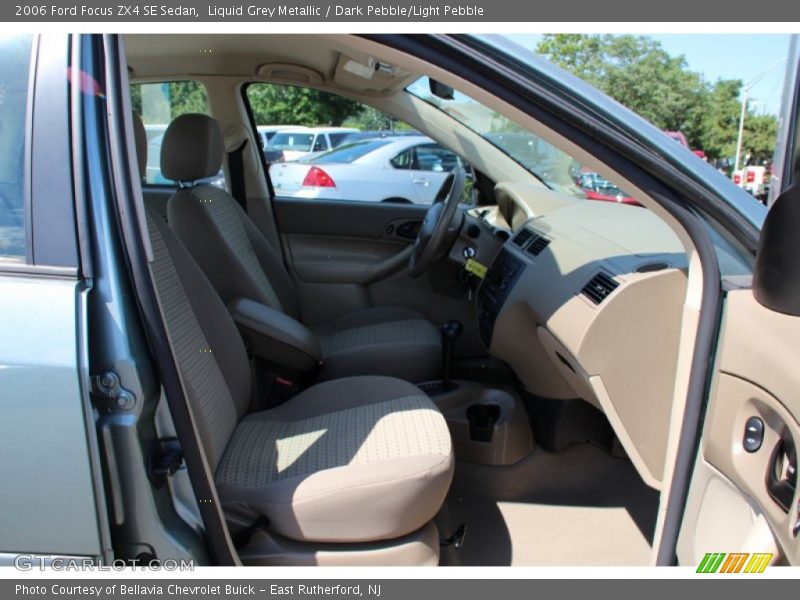 Liquid Grey Metallic / Dark Pebble/Light Pebble 2006 Ford Focus ZX4 SE Sedan