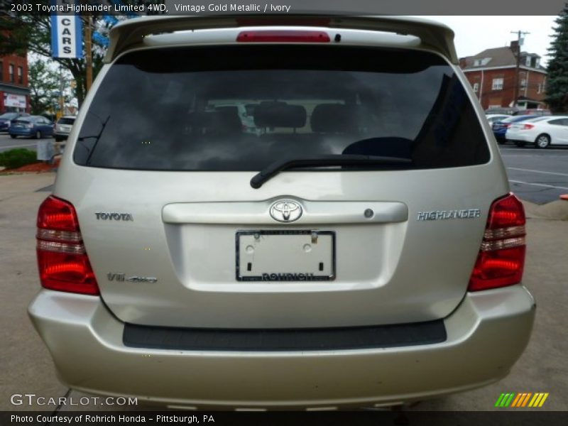 Vintage Gold Metallic / Ivory 2003 Toyota Highlander Limited 4WD
