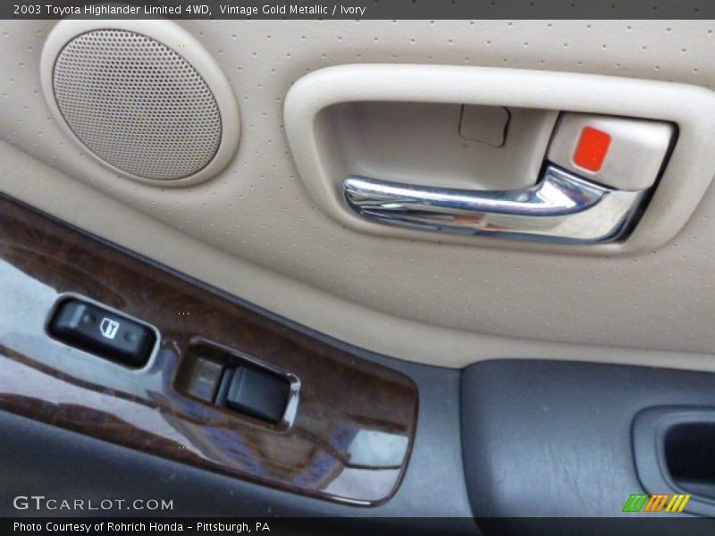 Vintage Gold Metallic / Ivory 2003 Toyota Highlander Limited 4WD