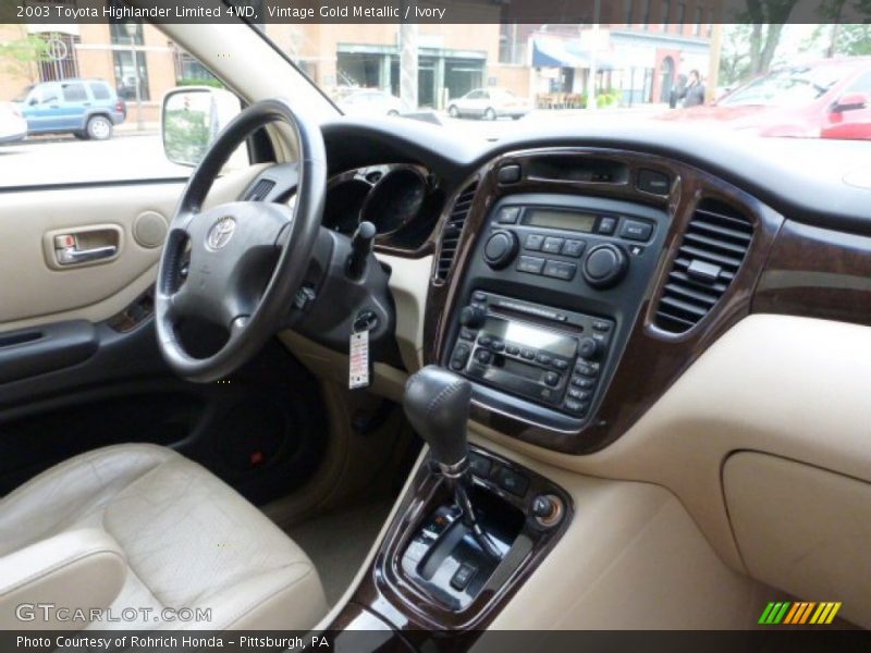 Vintage Gold Metallic / Ivory 2003 Toyota Highlander Limited 4WD