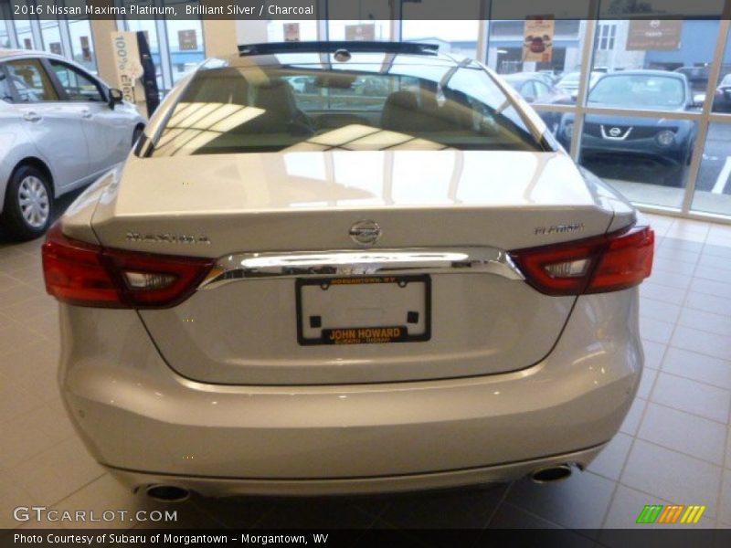 Brilliant Silver / Charcoal 2016 Nissan Maxima Platinum