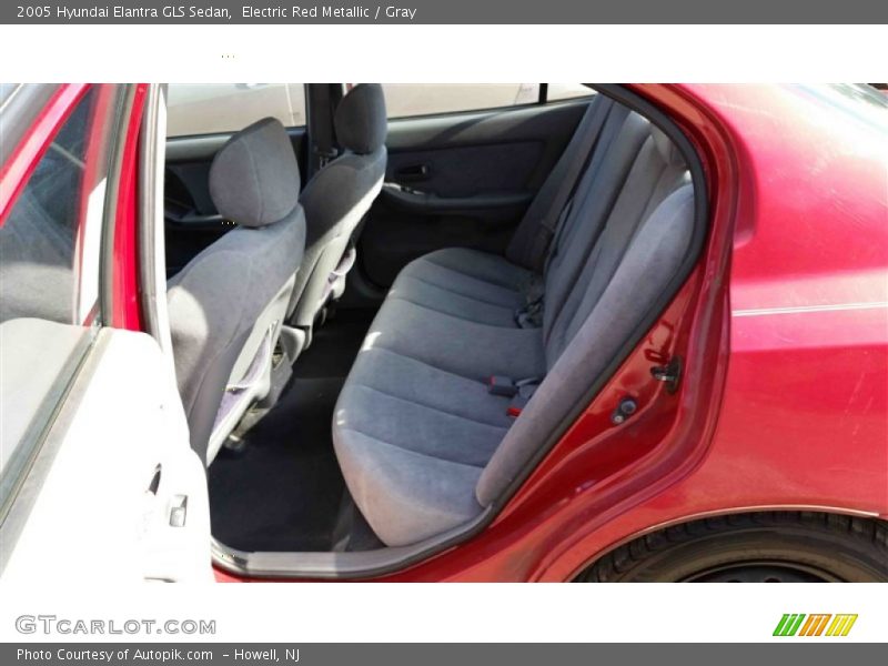 Electric Red Metallic / Gray 2005 Hyundai Elantra GLS Sedan