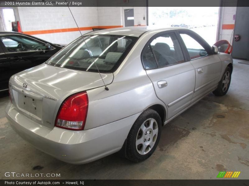 Pewter / Beige 2001 Hyundai Elantra GLS