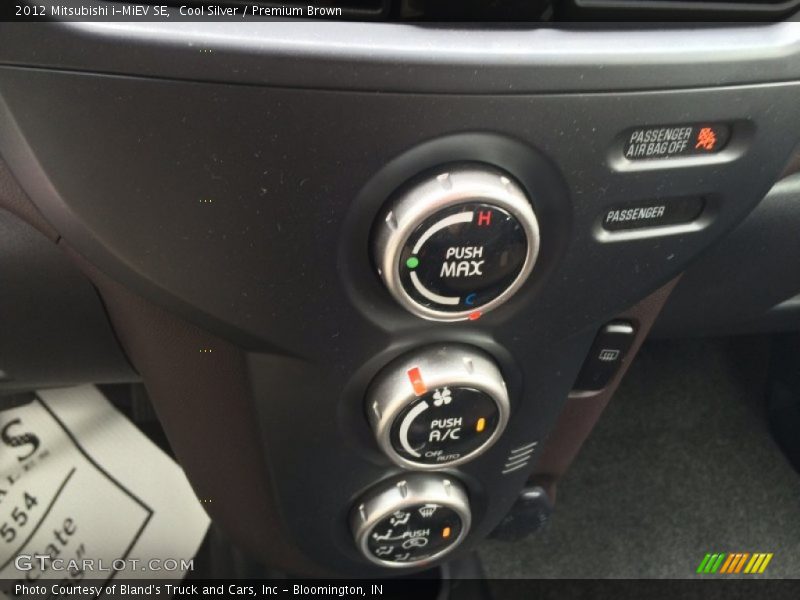 Controls of 2012 i-MiEV SE