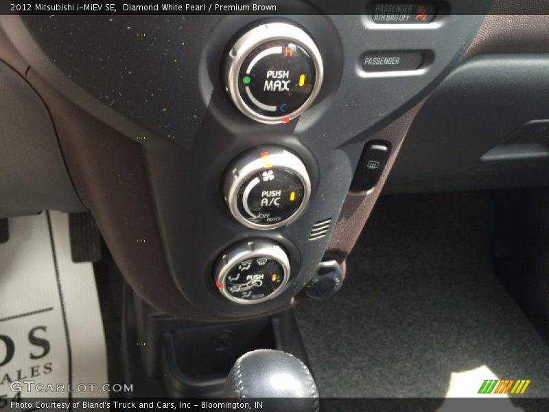 Controls of 2012 i-MiEV SE