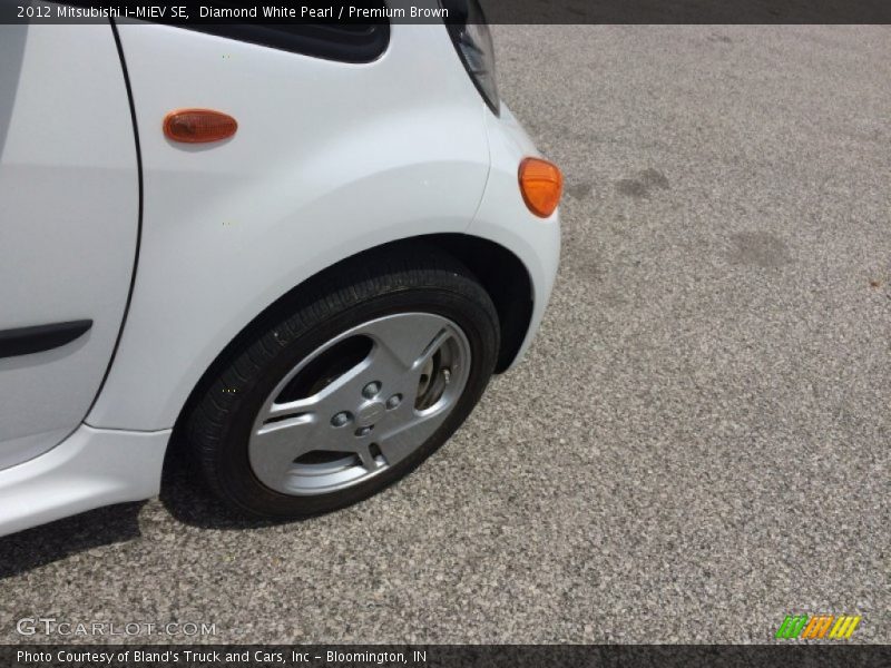 Diamond White Pearl / Premium Brown 2012 Mitsubishi i-MiEV SE