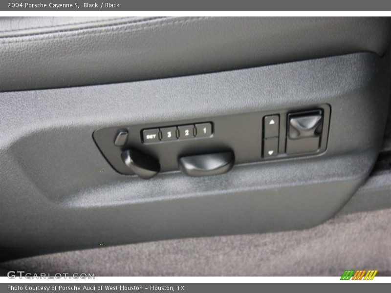 Black / Black 2004 Porsche Cayenne S