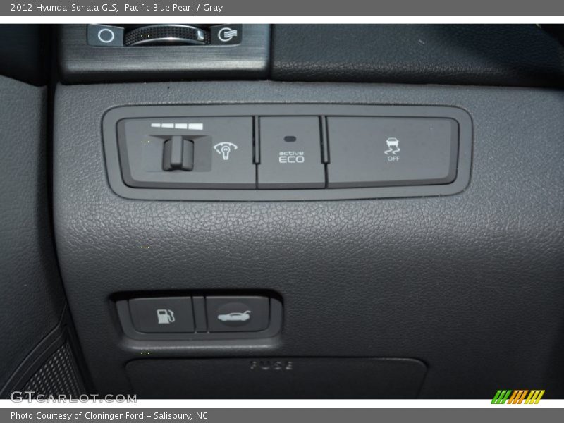 Pacific Blue Pearl / Gray 2012 Hyundai Sonata GLS