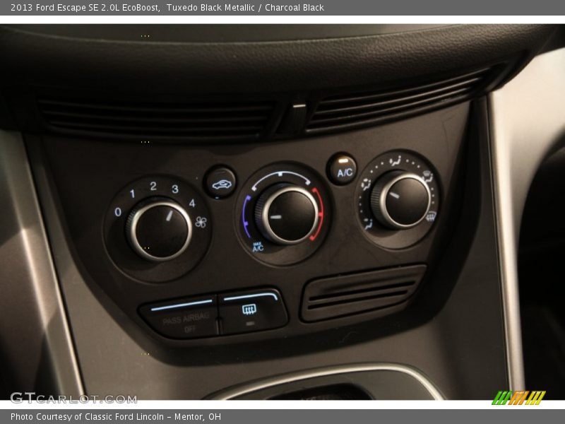 Tuxedo Black Metallic / Charcoal Black 2013 Ford Escape SE 2.0L EcoBoost