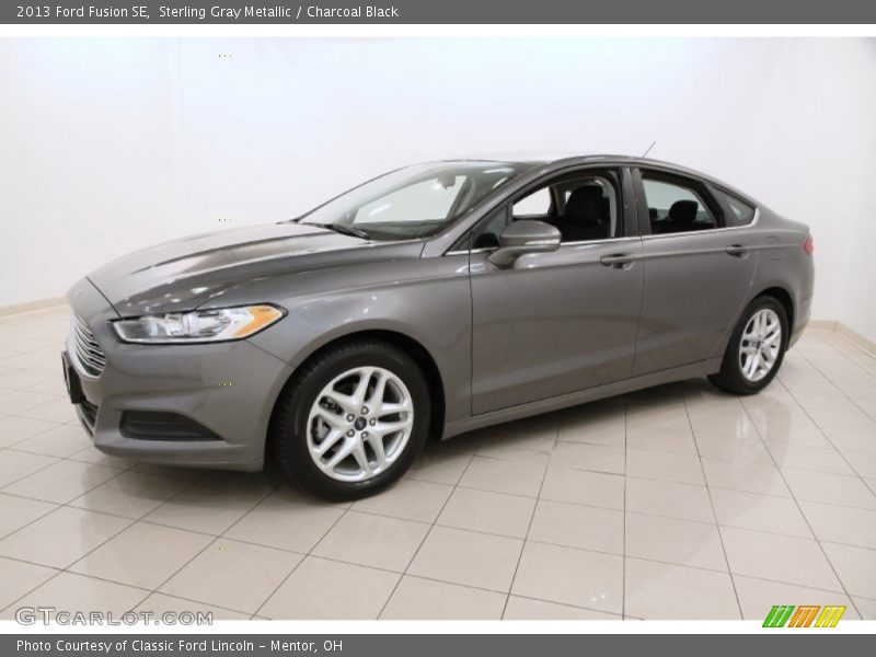 Sterling Gray Metallic / Charcoal Black 2013 Ford Fusion SE