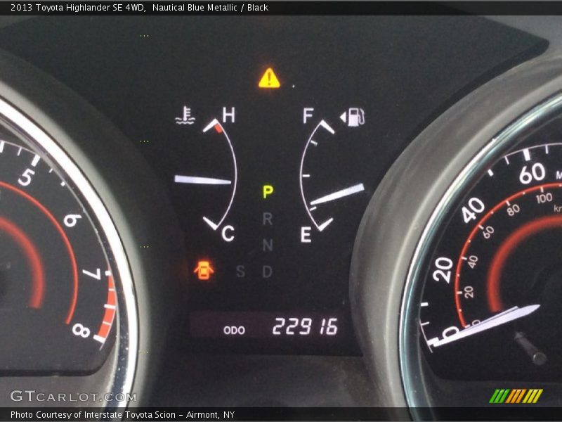 Nautical Blue Metallic / Black 2013 Toyota Highlander SE 4WD