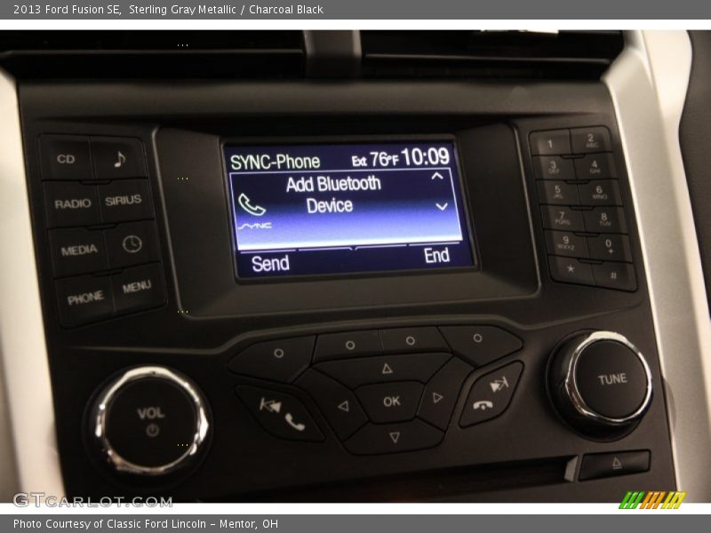 Sterling Gray Metallic / Charcoal Black 2013 Ford Fusion SE