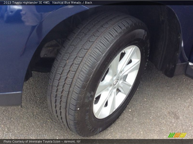 Nautical Blue Metallic / Black 2013 Toyota Highlander SE 4WD