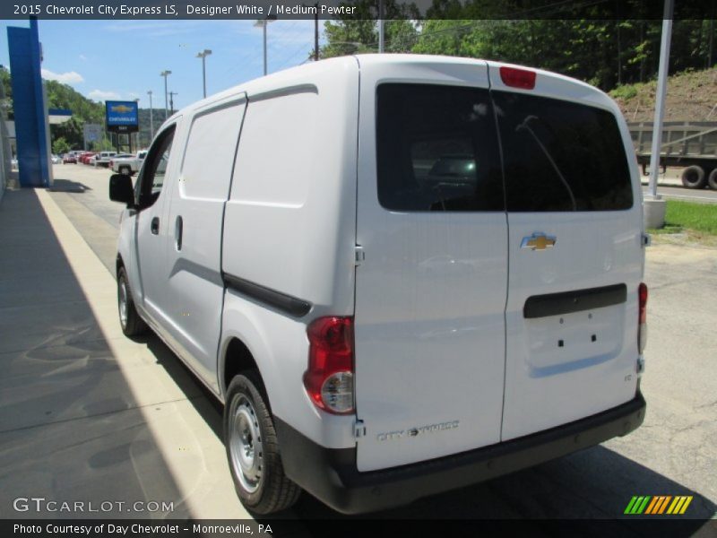 Designer White / Medium Pewter 2015 Chevrolet City Express LS