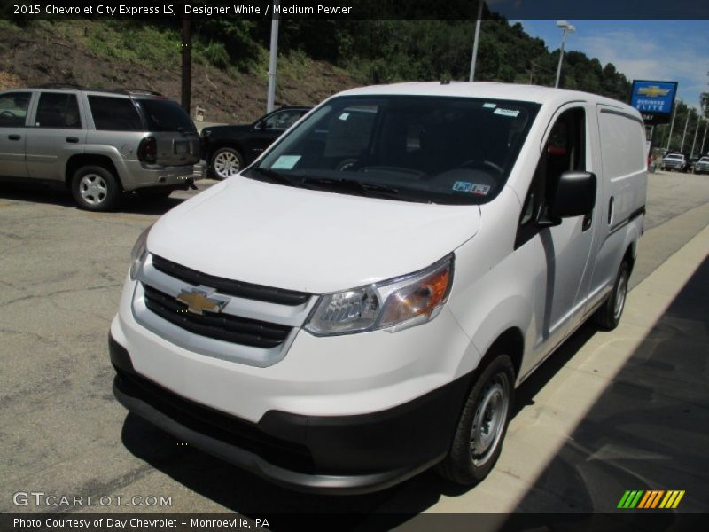 Designer White / Medium Pewter 2015 Chevrolet City Express LS