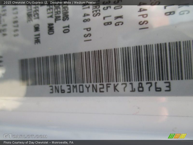 Designer White / Medium Pewter 2015 Chevrolet City Express LS