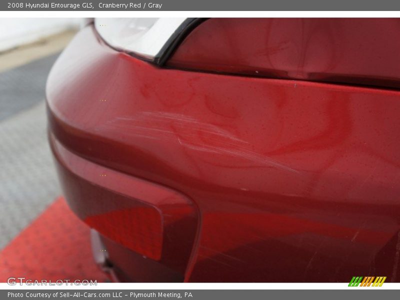 Cranberry Red / Gray 2008 Hyundai Entourage GLS