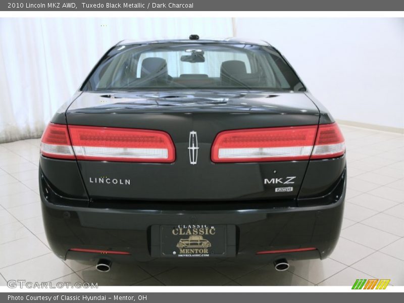 Tuxedo Black Metallic / Dark Charcoal 2010 Lincoln MKZ AWD