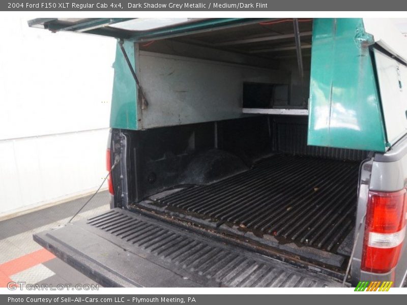 Dark Shadow Grey Metallic / Medium/Dark Flint 2004 Ford F150 XLT Regular Cab 4x4