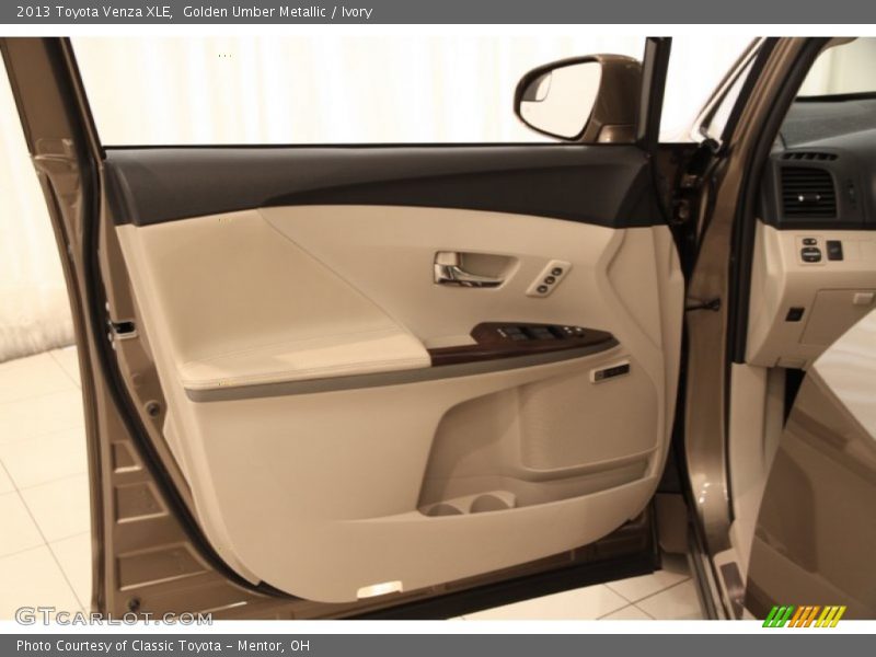 Golden Umber Metallic / Ivory 2013 Toyota Venza XLE