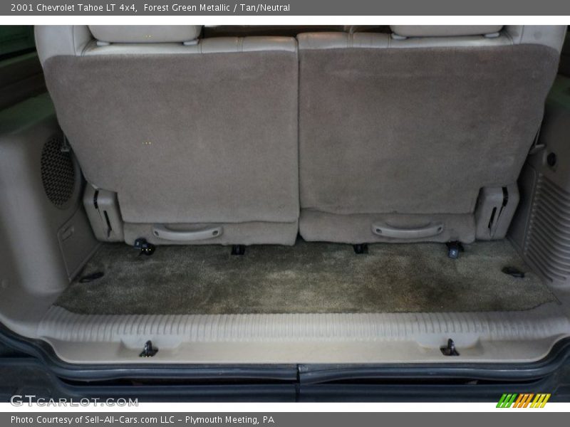 Forest Green Metallic / Tan/Neutral 2001 Chevrolet Tahoe LT 4x4