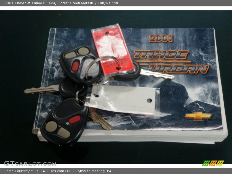 Forest Green Metallic / Tan/Neutral 2001 Chevrolet Tahoe LT 4x4