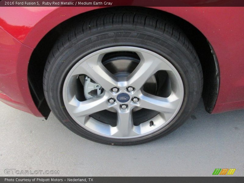 Ruby Red Metallic / Medium Earth Gray 2016 Ford Fusion S