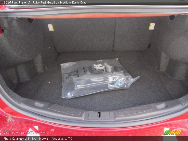 Ruby Red Metallic / Medium Earth Gray 2016 Ford Fusion S