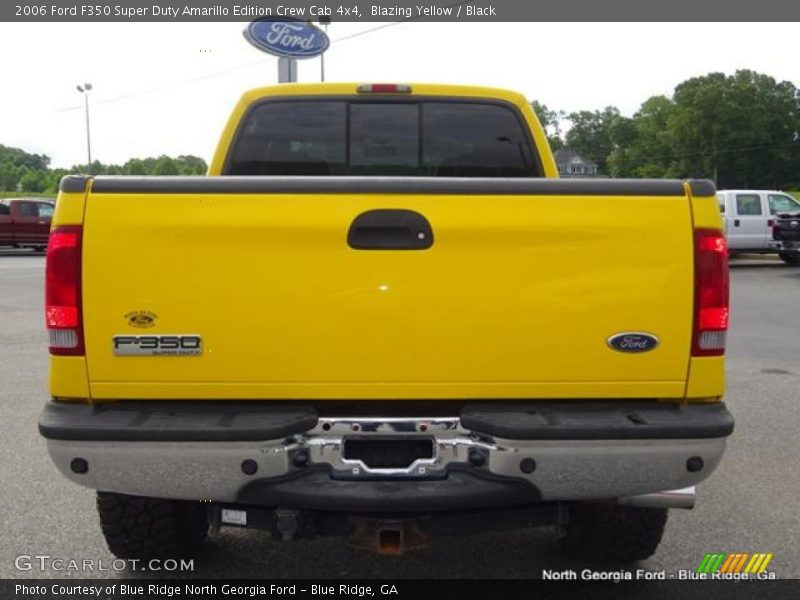 Blazing Yellow / Black 2006 Ford F350 Super Duty Amarillo Edition Crew Cab 4x4