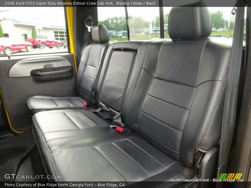 Blazing Yellow / Black 2006 Ford F350 Super Duty Amarillo Edition Crew Cab 4x4