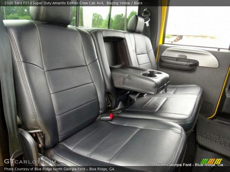Blazing Yellow / Black 2006 Ford F350 Super Duty Amarillo Edition Crew Cab 4x4