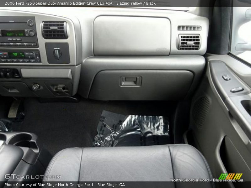 Blazing Yellow / Black 2006 Ford F350 Super Duty Amarillo Edition Crew Cab 4x4